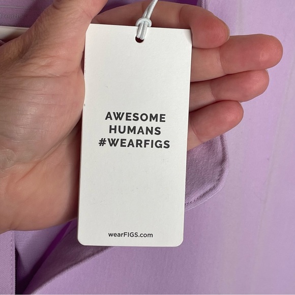 Figs Rafaela Oversized Scrub Top 3 Pocket Healthcare in Lavender Purple 3XL - Picture 11 of 12